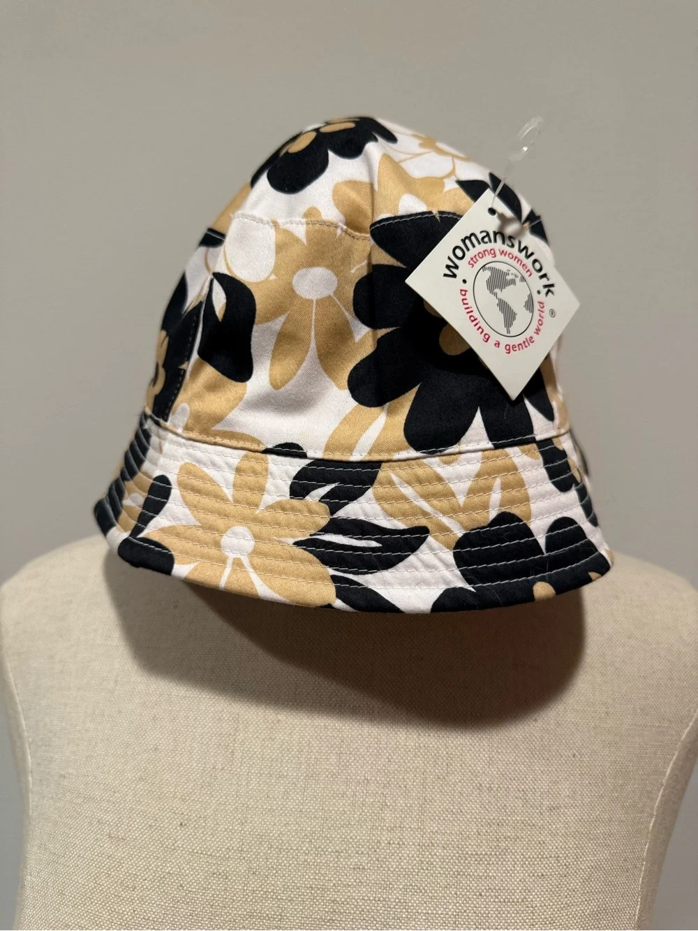 Floral Bucket Hat in Black and Tan